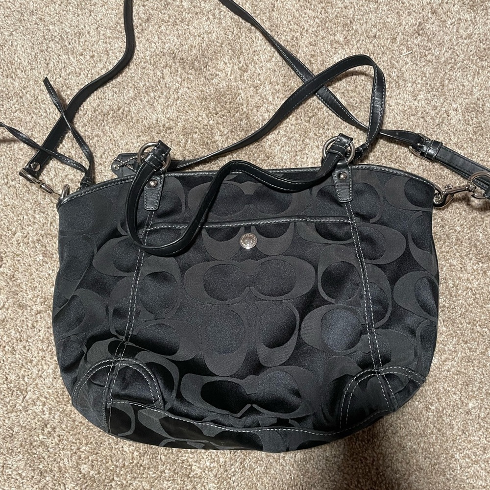 Coach Leah Shoulder Bag - Picture 2 of 5